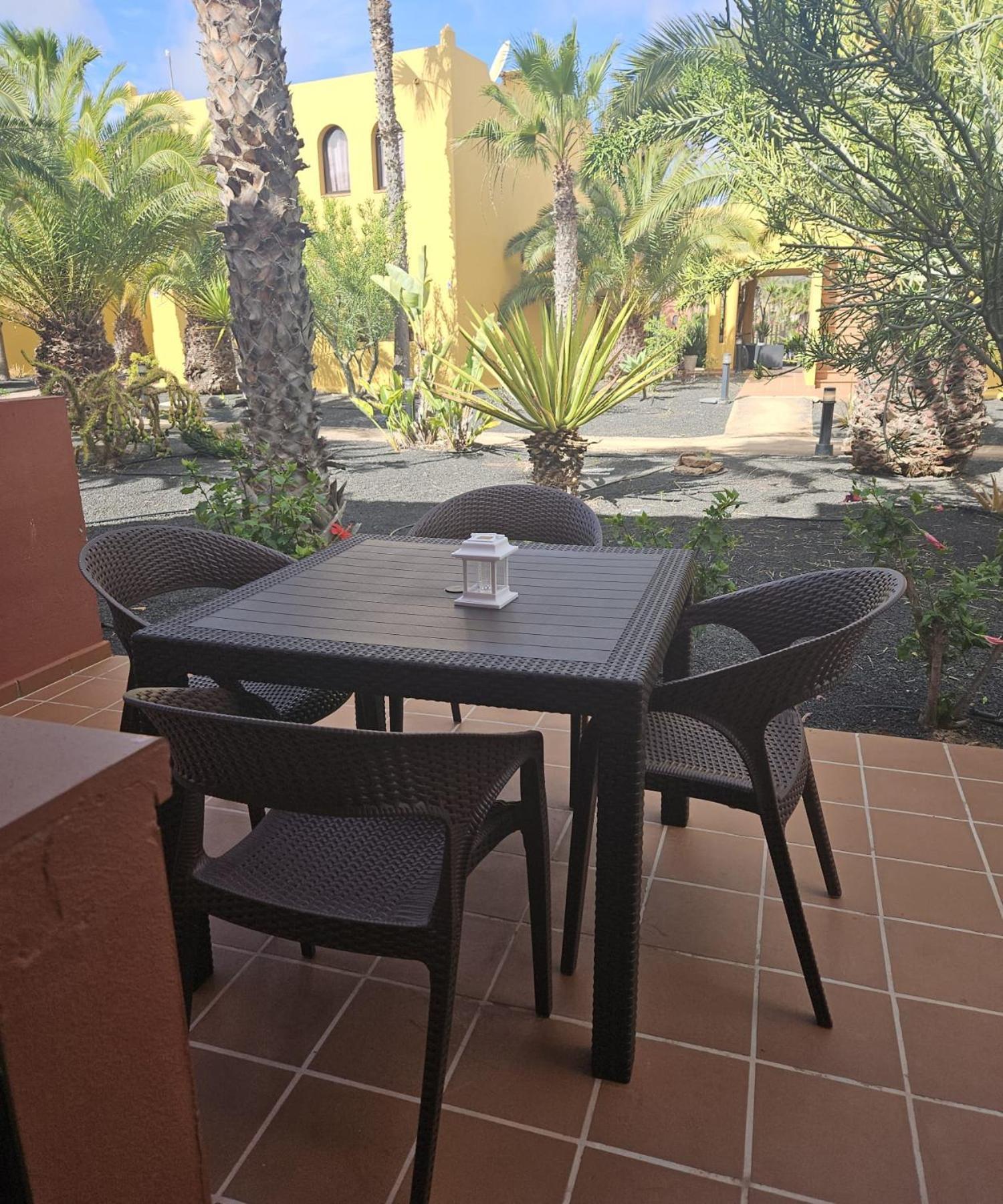 Tamarindo I Piscinas De Agua Salada Apartment Corralejo Bagian luar foto